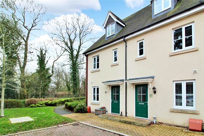 3 Bedroom Terraced House To Rent In Steeple View, Old Town, Swindon, Wiltshire, SN1