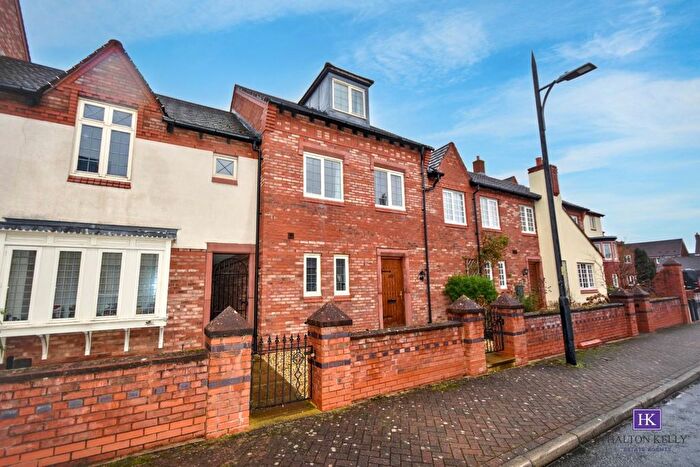 3 Bedroom Terraced House For Sale In Butts Green, Kingswood, Warrington, WA5