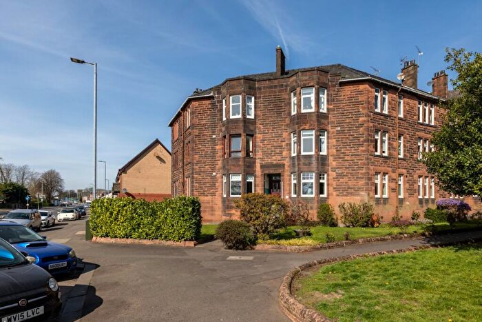 3 Bedroom Flat To Rent In Anniesland Road, Glasgow, G13