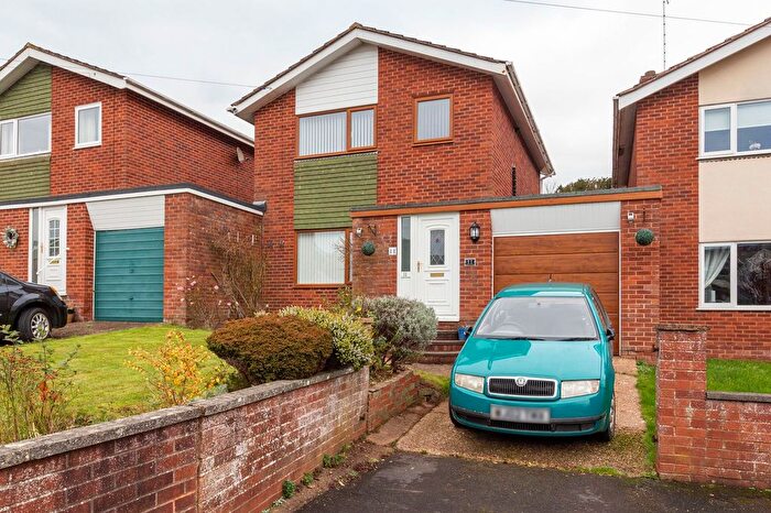 3 Bedroom Property To Rent In Dokkum Road, Crediton, EX17