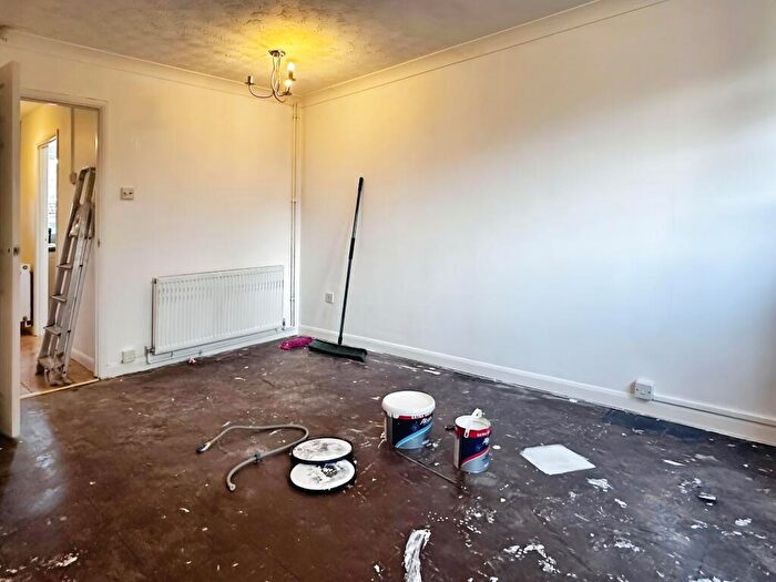 2 Bedroom Town House To Rent In Wolsey Way, Loughborough, LE11