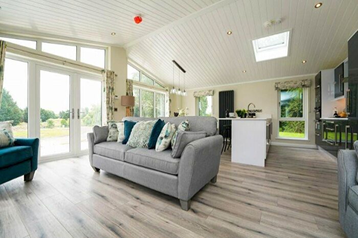 4 Bedroom Lodge For Sale In Faringdon Grange Holiday Lodge Park, Great Coxwell Road, Faringdon, Oxfordshire, SN7