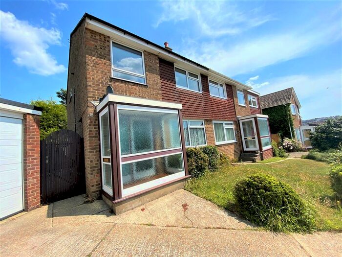 3 Bedroom Terraced House To Rent In Abbotsfield Close, Hastings, TN34
