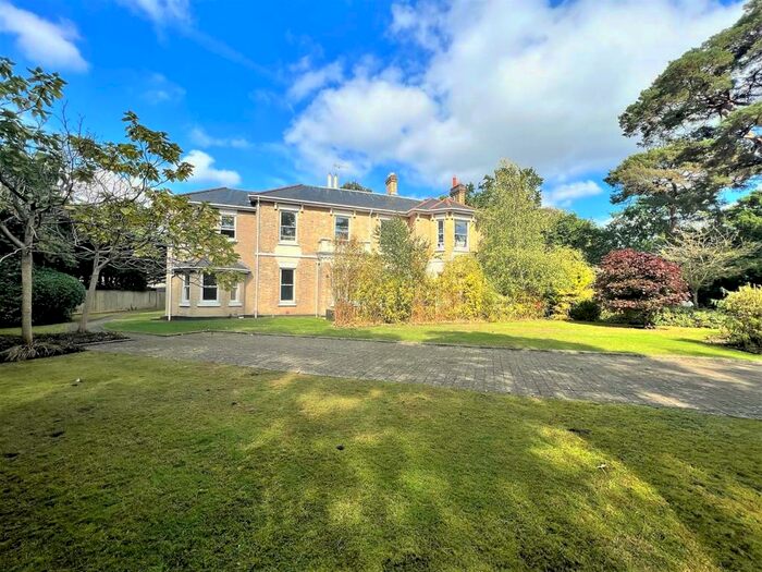 2 Bedroom Apartment To Rent In Meyrick Park, Bournemouth, Dorset, BH2