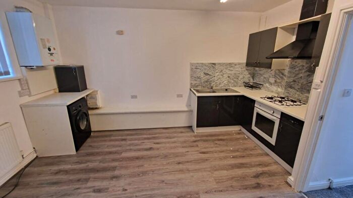 1 Bedroom Apartment To Rent In Barlow Moor Road, Manchester, M21