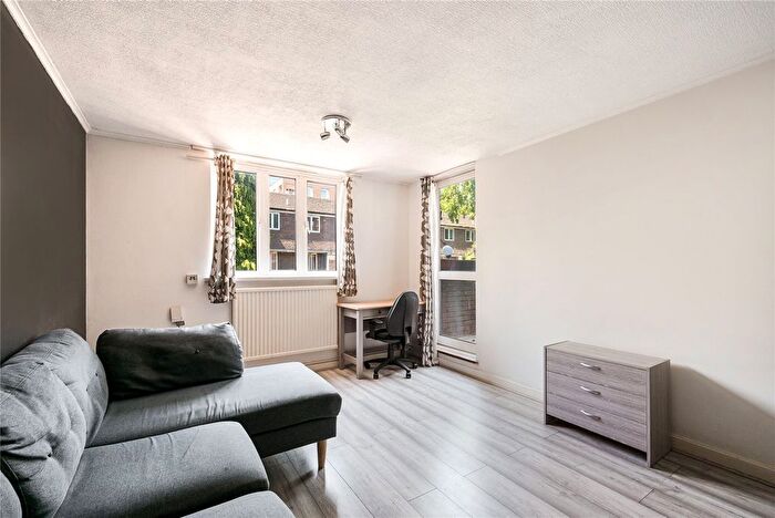 1 Bedroom Flat To Rent In Coopers Lane, London, NW1