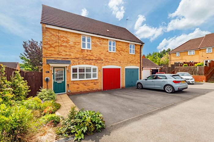 2 Bedroom Detached House For Sale In Violet Road, East Ardsley, WF3