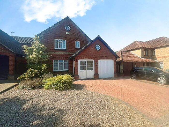 3 Bedroom Detached House For Sale In Birch Close, Lowestoft, NR32