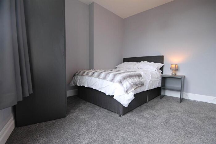 2 Bedroom Apartment To Rent In Gallowgate Apartments, City Centre, NE1