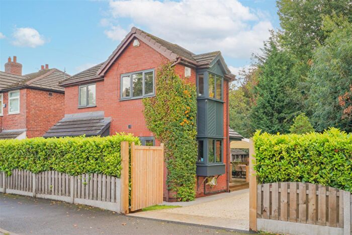 3 Bedroom Detached House For Sale In Rye Bank Road, Firswood, M16