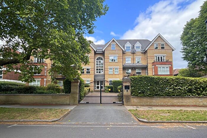 2 Bedroom Apartment For Sale In Rowan Court, The Avenue, Beckenham, BR3