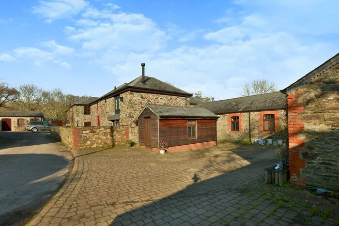 2 Bedroom Maisonette To Rent In Plympton, Plymouth, Devon, PL7