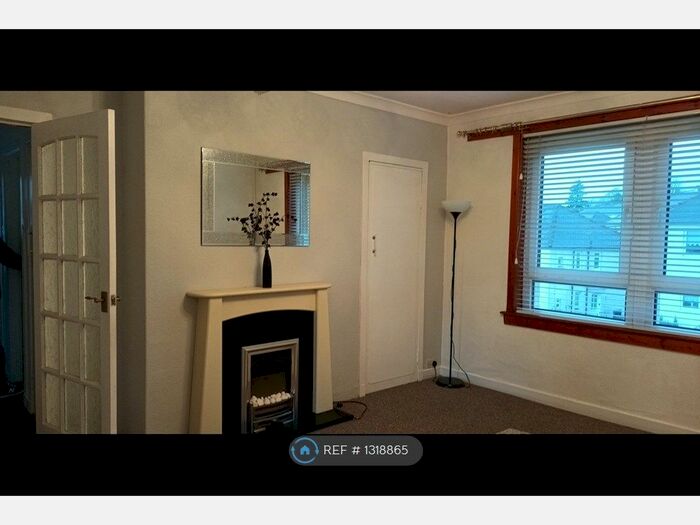 2 Bedroom Flat To Rent In Jura Street, Greenock PA16