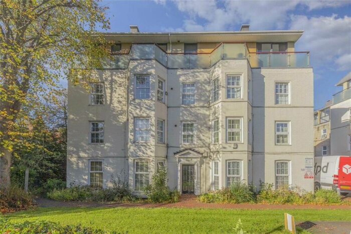 1 Bedroom Flat To Rent In West Barnes Lane, New Malden, KT3