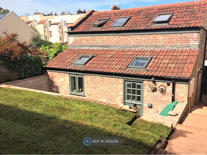 2 Bedroom Semi-Detached House To Rent In Sydenham Lane, Bristol, BS6