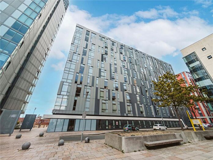 1 Bedroom Apartment For Sale In Plaza Boulevard, Liverpool, Merseyside, L8