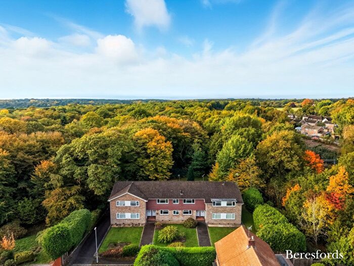 2 Bedroom Maisonette For Sale In Princes Way, Hutton, CM13