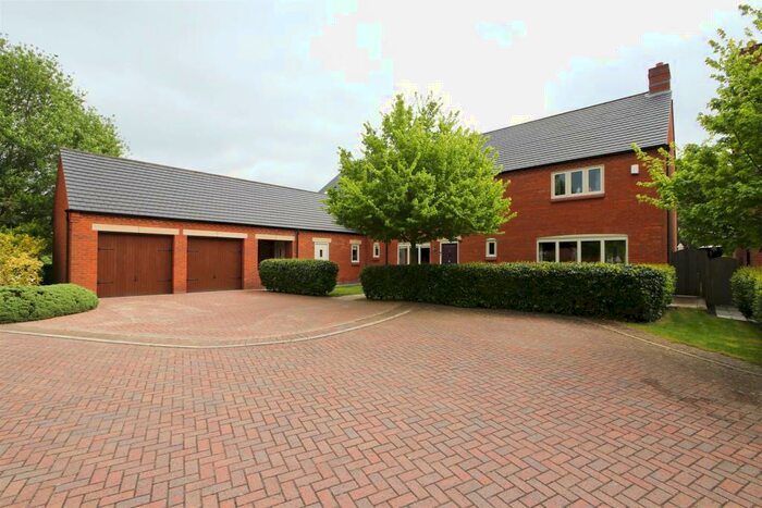 6 Bedroom Detached House For Sale In The Dairy, Swepstone, LE67