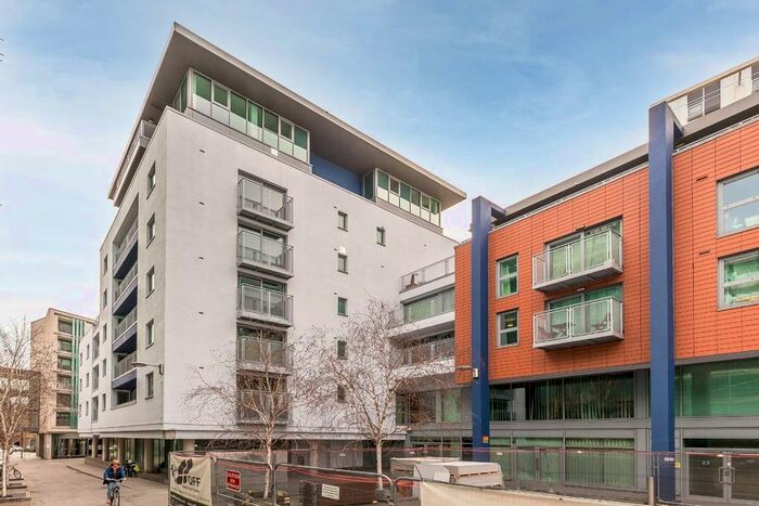 1 Bedroom Flat To Rent In Hardwicks Way, London, SW18