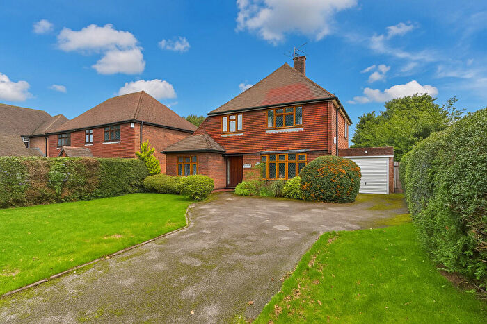 4 Bedroom Detached House For Sale In Leverstock Green Road, Hemel Hempstead, HP3