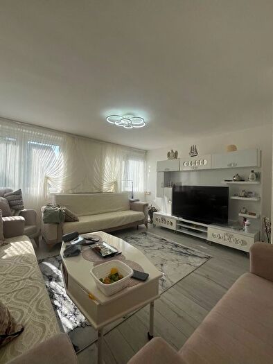 2 Bedroom Flat To Rent In Park Lane, Tottenham, London, N17