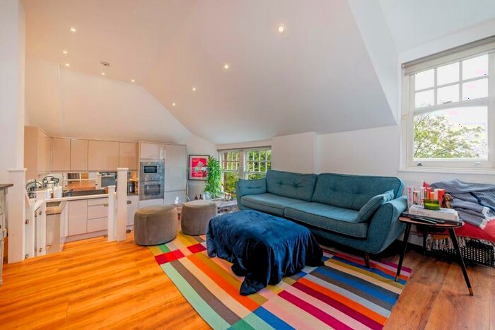 1 Bedroom Flat To Rent In Queens Avenue, Muswell Hill, N10