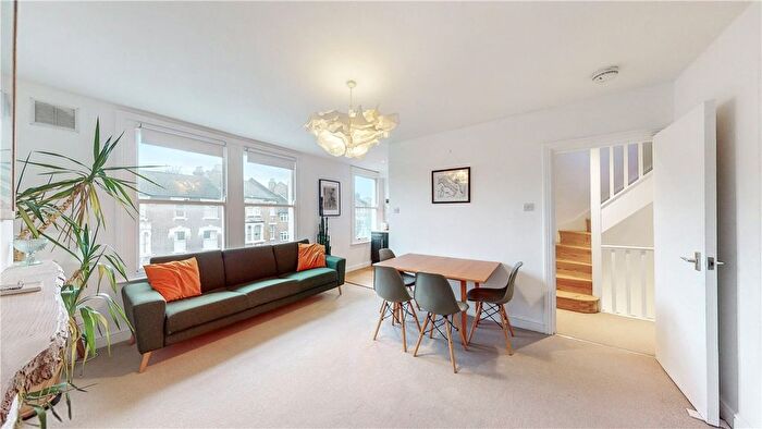 2 Bedroom Flat To Rent In Freegrove Road, London, N7