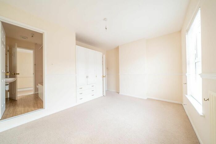 2 Bedroom Terraced House For Sale In Cherry Street, Warwick, CV34