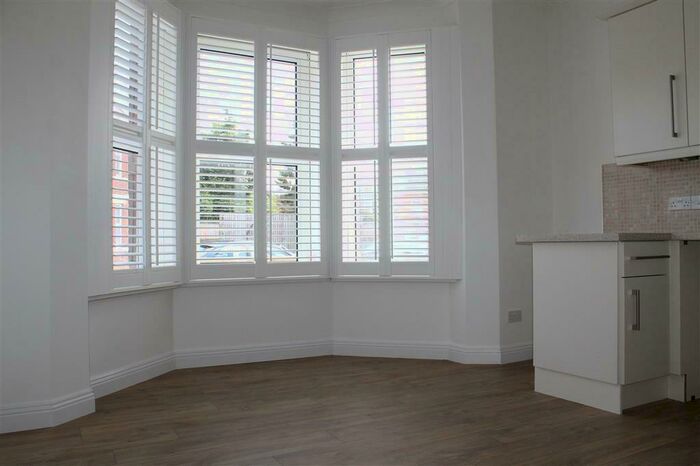 1 Bedroom Apartment To Rent In Arthur Road, Southampton, SO15