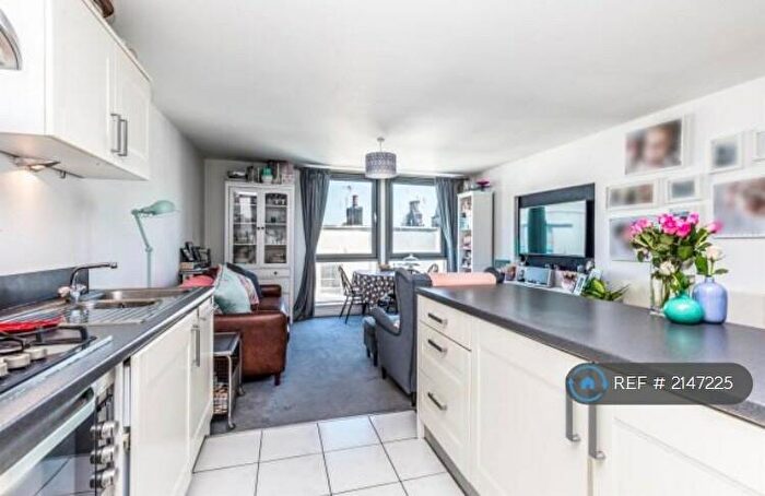2 Bedroom Flat To Rent In Walk House, Brighton, BN1