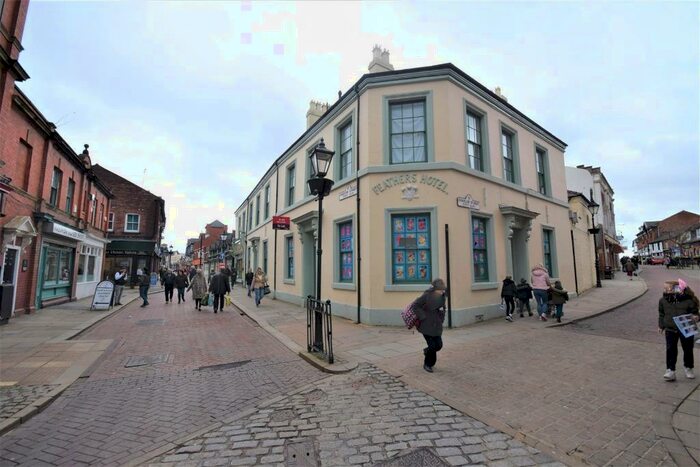 1 Bedroom Flat To Rent In Chester Street, Wrexham, LL13