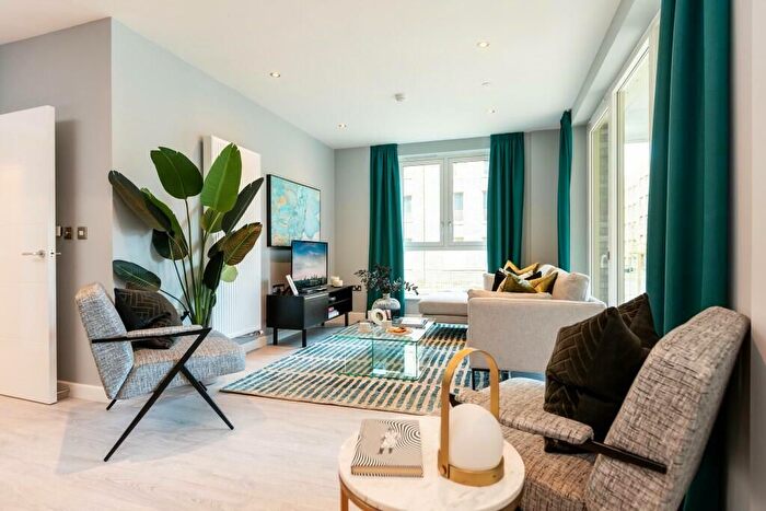 3 Bedroom Flat For Sale In "Type _" At Renwick Road, Barking, IG11