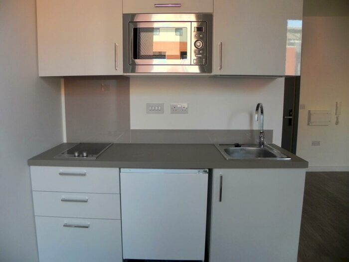 Studio To Rent In Moorfields, L2