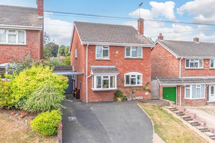 4 Bedroom Detached House For Sale In Catherton Road, Cleobury Mortimer, Kidderminster, DY14
