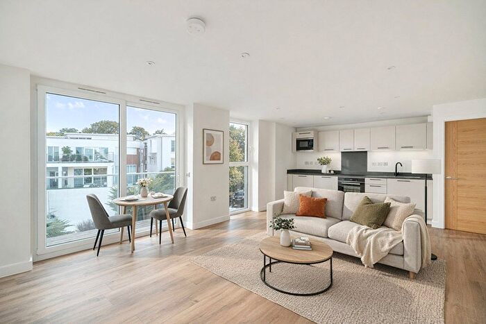 1 Bedroom Flat For Sale In Highmoor Road, Poole, Dorset, BH14