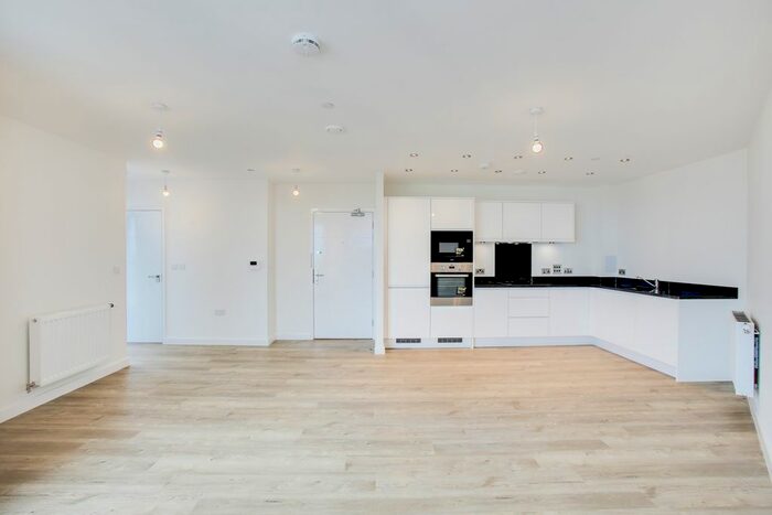 1 Bedroom Flat To Rent In Baronet House, Park Royal, NW10