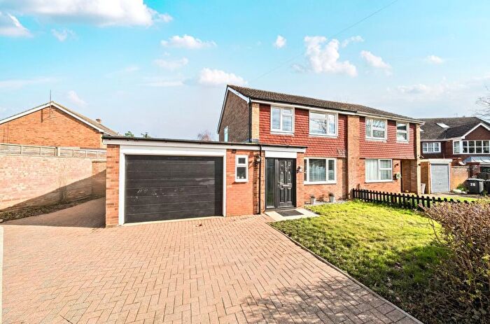3 Bedroom Semi-Detached House For Sale In Becher Close, Renhold, MK41