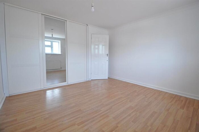 2 Bedroom Apartment To Rent In Chapel Lane, Farnborough, GU14