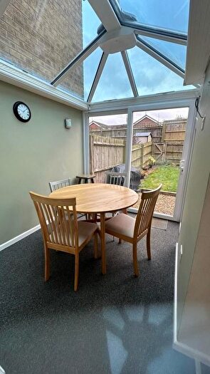 2 Bedroom End Of Terrace House To Rent In Hereford Way, Banbury, OX16