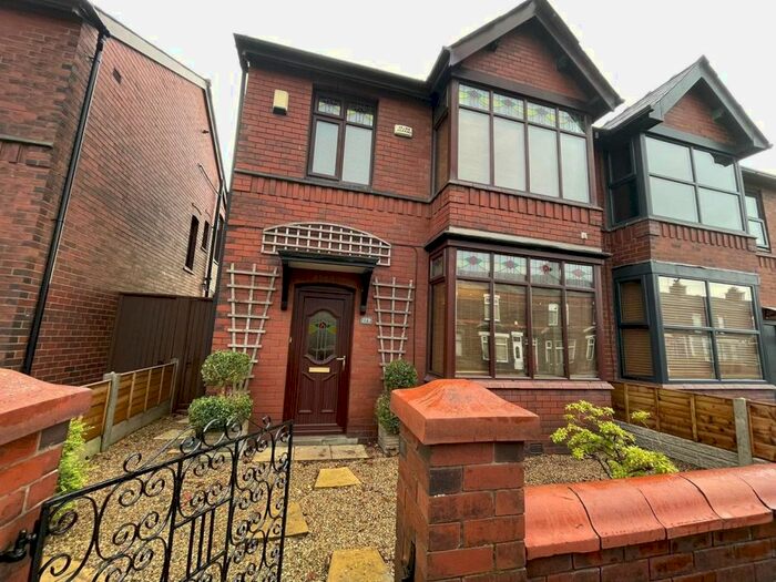 3 Bedroom Semi-Detached House To Rent In Whelley, Wigan, WN2