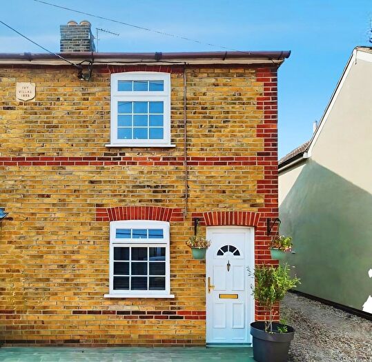 2 Bedroom Semi-Detached House For Sale In Churchfields, West Mersea, CO5