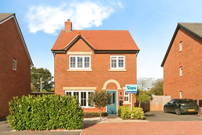 4 Bedroom Detached House For Sale In Rowallan Place, Crewe, CW1