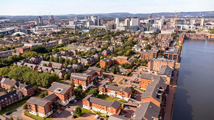 2 Bedroom Apartment To Rent In Henke Court, Cardiff Bay, Cardiff, CF10