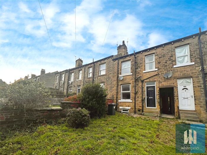 1 Bedroom Terraced House To Rent In May Street, Crosland Moor, Huddersfield, HD4