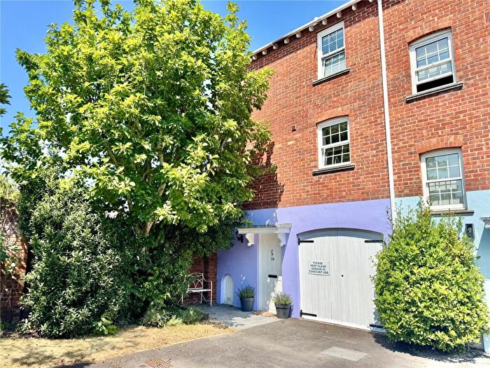 3 Bedroom End Of Terrace House For Sale In Trafalgar Place, Lymington, Hampshire, SO41