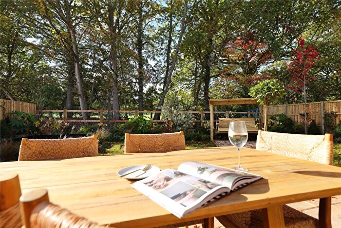 4 Bedroom House For Sale In Ridgley Road, Chiddingfold, Godalming, Surrey, GU8