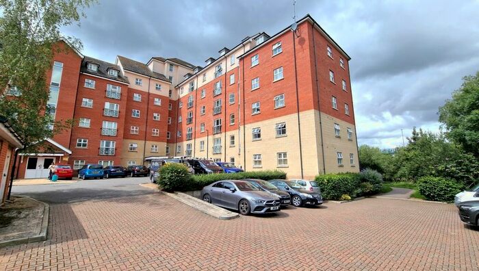 2 Bedroom Flat To Rent In Palgrave Road, Bedford, MK42