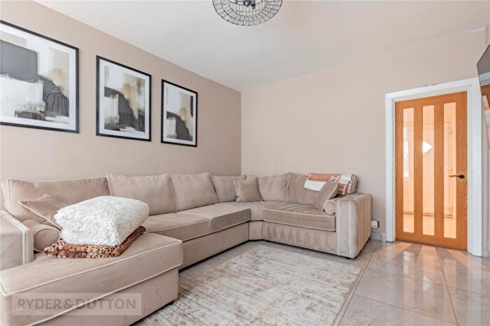 3 Bedroom Semi-Detached House For Sale In Massey Avenue, Failsworth, Manchester, M35