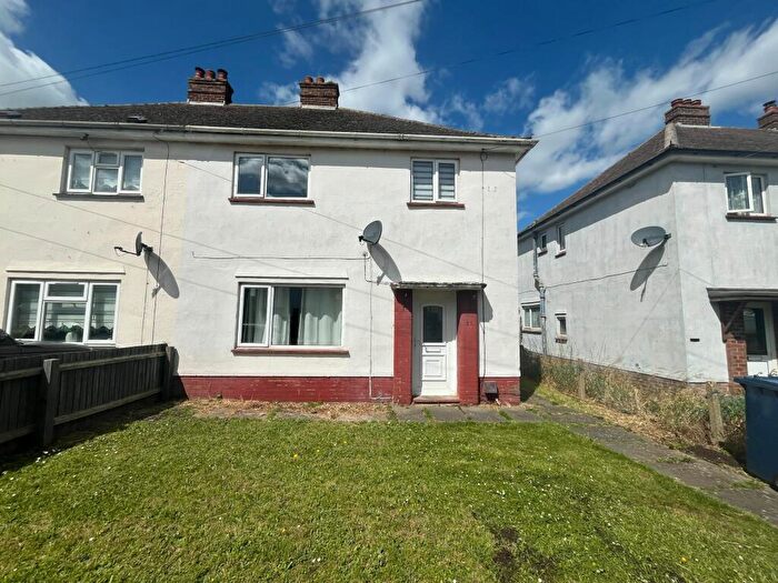 3 Bedroom Semi-Detached House For Sale In Fairway, Chatteris, PE16