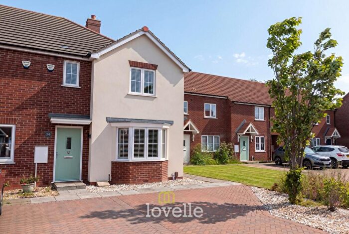 3 Bedroom Terraced House For Sale In Gervase Holles Way, Grimsby, DN33